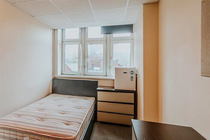 1 Bedroom Apartment To Rent In Flat A, NG1