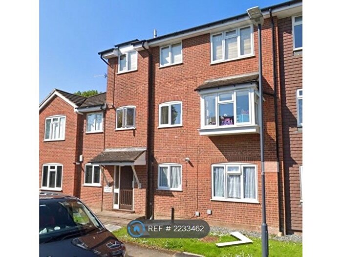 1 Bedroom Flat To Rent In Willow Court, Harrow, HA2
