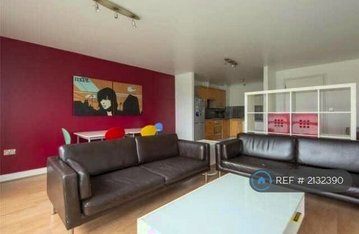2 Bedroom Flat To Rent In Paton Close, London, E3