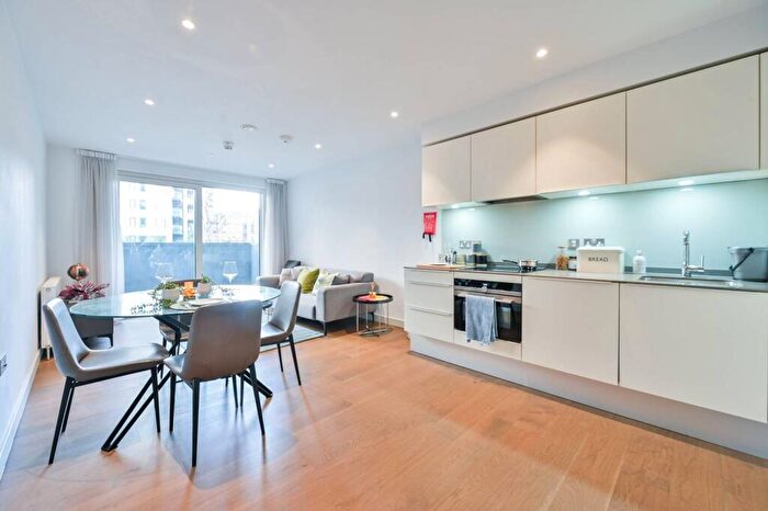 2 Bedroom Flat To Rent In Elephant Central, Elephant And Castle, London, SE17