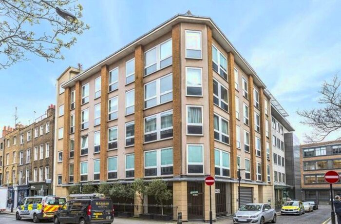 2 Bedroom Flat To Rent In Lambs Conduit Street, Holborn, WC1N