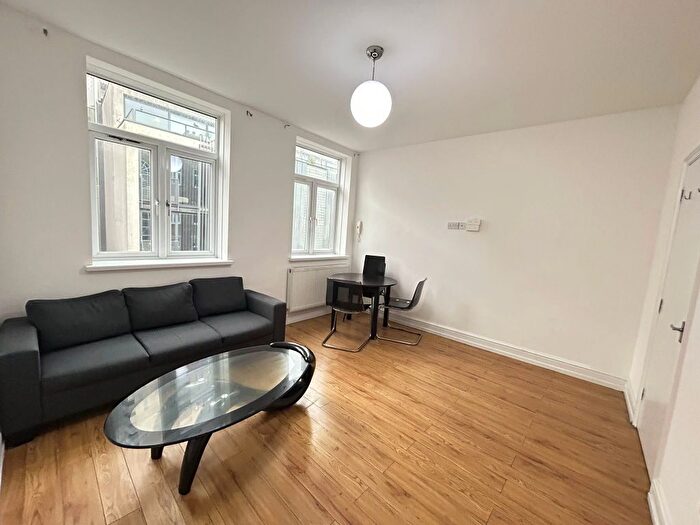 2 Bedroom Flat To Rent In Redchurch Street, London, E2