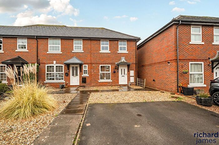 2 Bedroom Terraced House For Sale In Meadow Road, Swindon, SN2