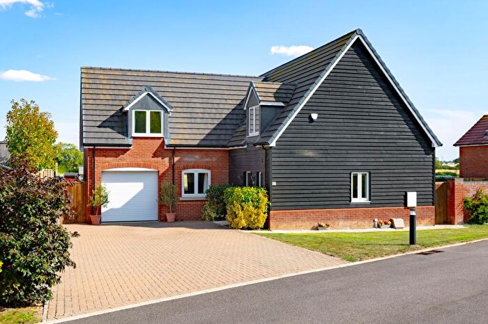 4 Bedroom Detached House For Sale In Old Stoneyard Close, Lavendon, MK46