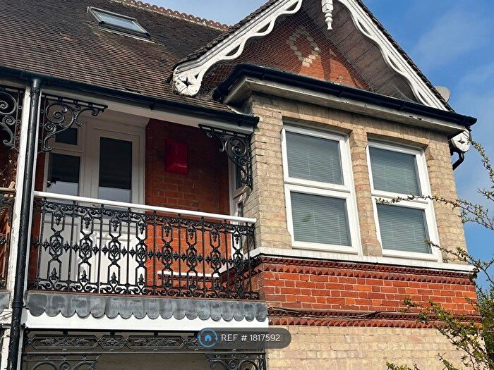 1 Bedroom Flat To Rent In London Road, Redhill, RH1