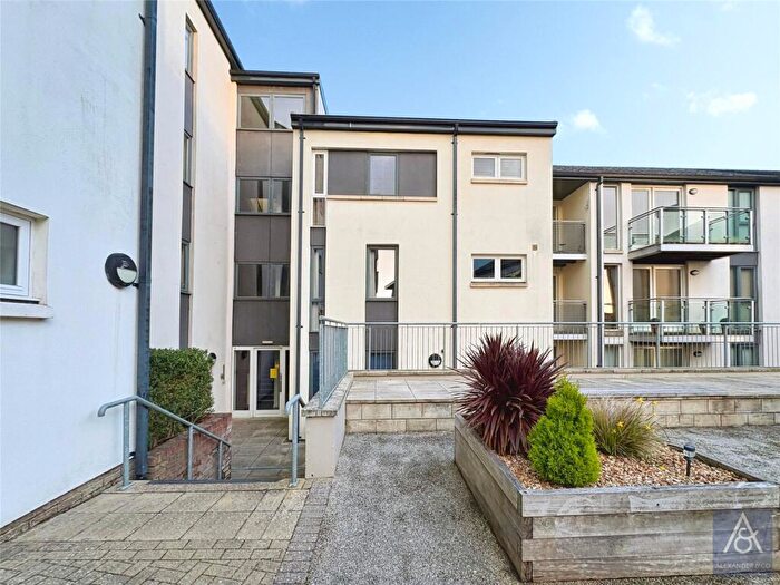 2 Bedroom Apartment For Sale In Burgess Square, Brackley, NN13