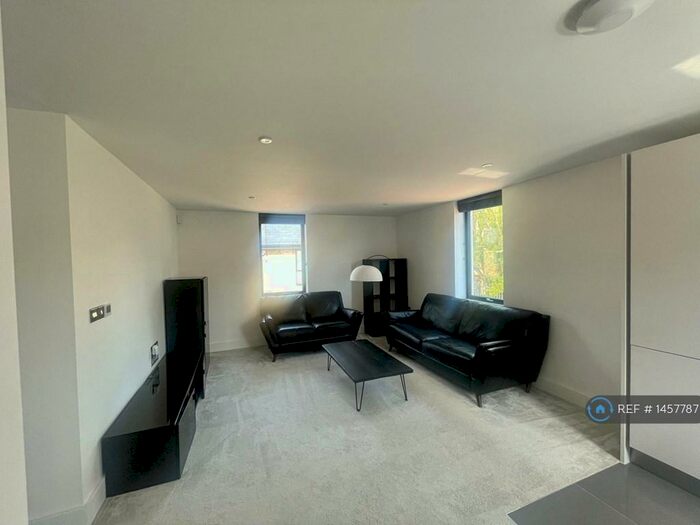 1 Bedroom Flat To Rent In Hardy Close, Chelmsford, CM1