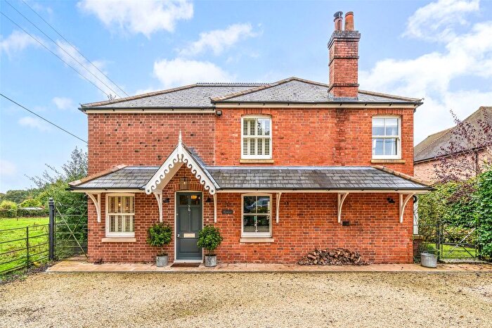 4 Bedroom Detached House For Sale In Uxmore Road, Checkendon, Oxfordshire, RG8