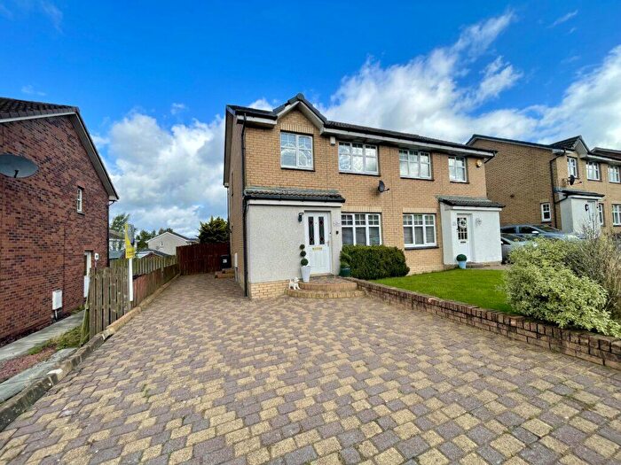 3 Bedroom Semi-Detached Villa For Sale In Locher Walk, Coatbridge, ML5