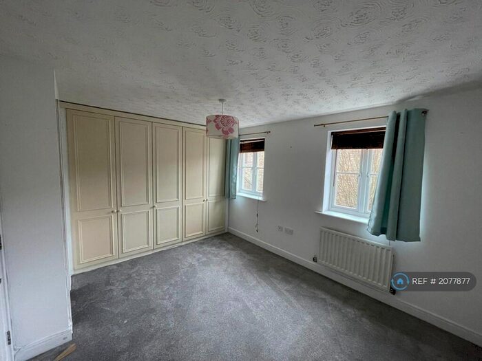 4 Bedroom Terraced House To Rent In Wallington Way, Frome, BA11