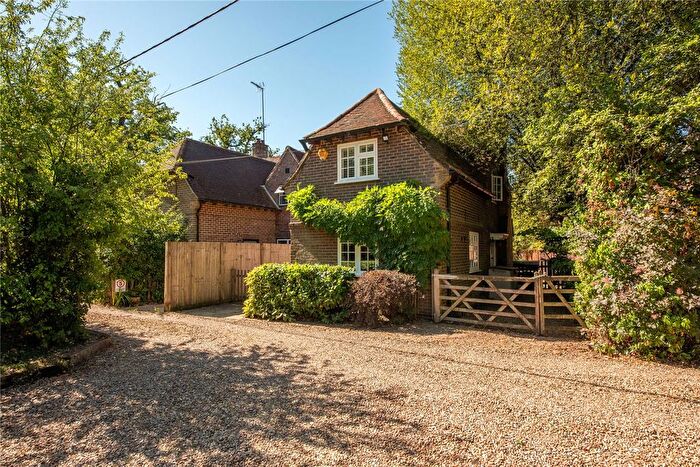 3 Bedroom Semi-Detached House For Sale In Standon Lane, Ockley, Dorking, Surrey, RH5