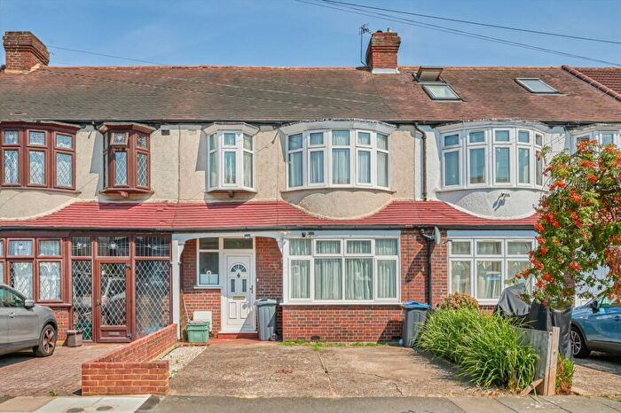 3 Bedroom Terraced House For Sale In Cherrywood Lane, Morden, SM4