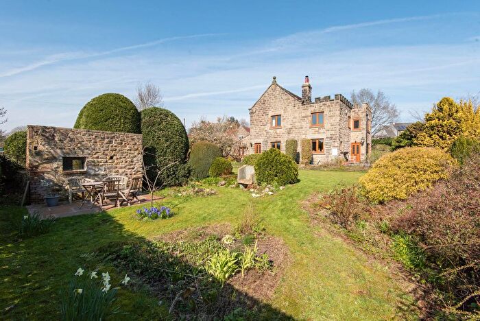 4 Bedroom Detached House For Sale In Matlock Road, Ashover, S45