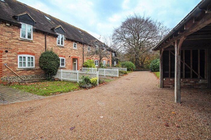 3 Bedroom Terraced House For Sale In Alkham, CT15