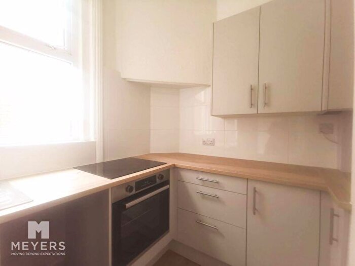 2 Bedroom Apartment To Rent In Seabourne Road, Southbourne, BH5