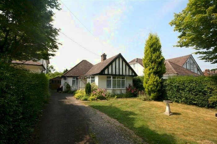 2 Bedroom Bungalow To Rent In Jason`s Hill, Orchard Leigh, Chesham, HP5