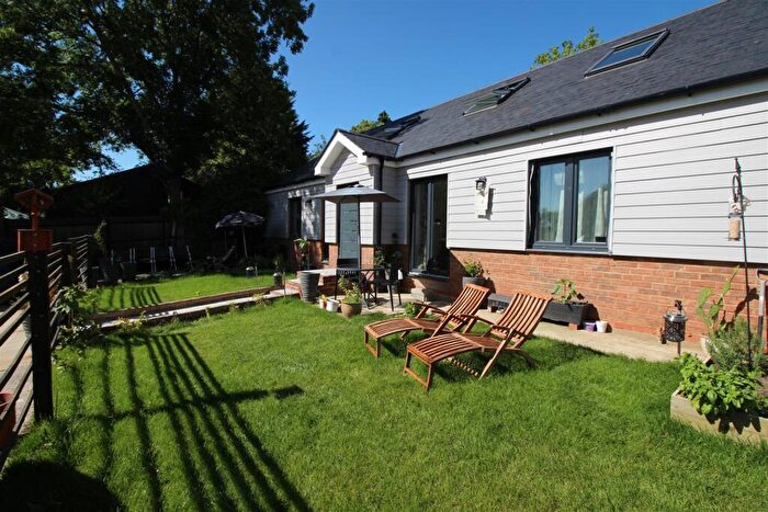 1 Bedroom Bungalow To Rent In Woolgrove Road, Hitchin, SG4