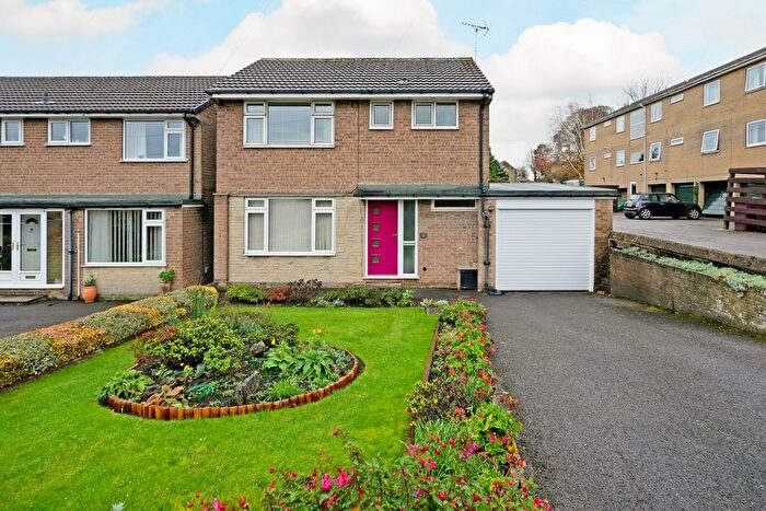 3 Bedroom Detached House For Sale In Westbank Close, Coal Aston, Dronfield, Derbyshire, S18