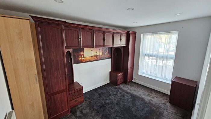 1 Bedroom Flat To Rent In Leytonstone Road, London, E15