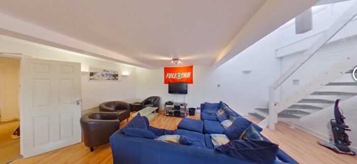 4 Bedroom Terraced House To Rent In **£pppw Excluding Bills!** Terrace House, The Park Estate, NG7