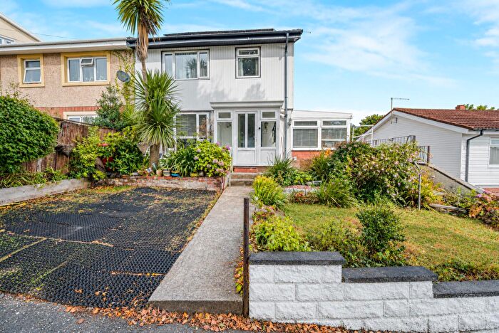 4 Bedroom Semi Detached House For Sale In Linden Avenue, West Cross, Swansea, SA3