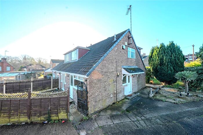3 Bedroom Semi-Detached House For Sale In Foster Close, Morley, Leeds, West Yorkshire, LS27
