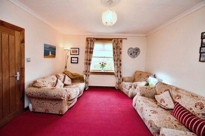 2 Bedroom Flat For Sale In Jean Armour Drive, Mauchline, KA5