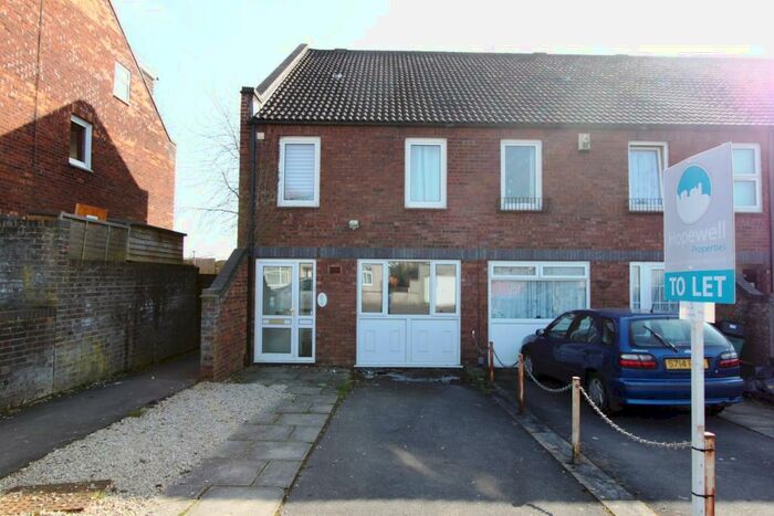 6 Bedroom House To Rent In Small Lane, Bristol, BS16