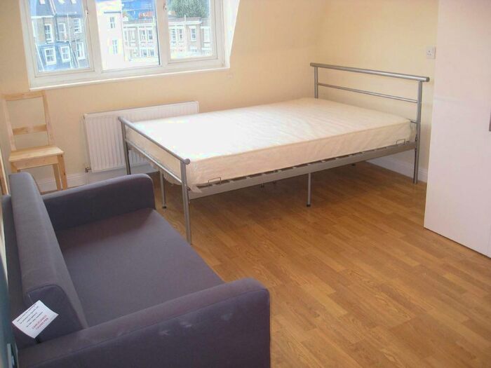 Studio To Rent In Sinclair Road, London, W14