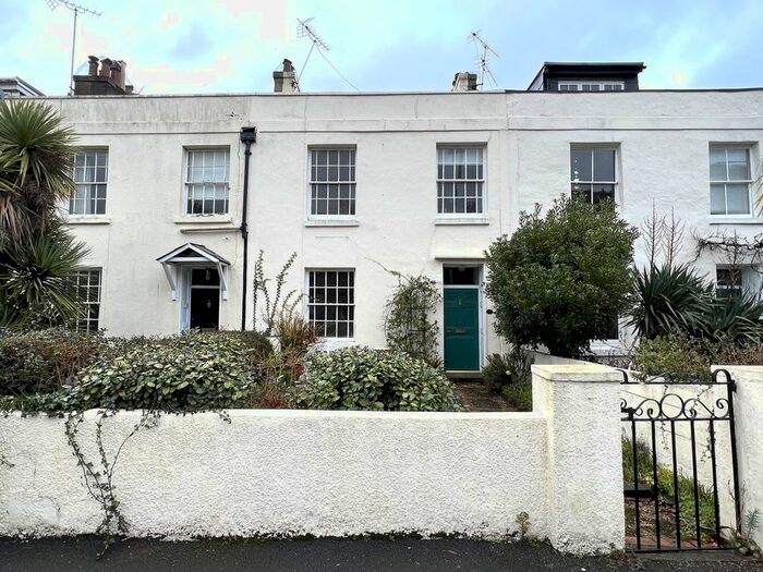 4 Bedroom Terraced House To Rent In Ringmore Road, Shaldon, Teignmouth, Devon, TQ14