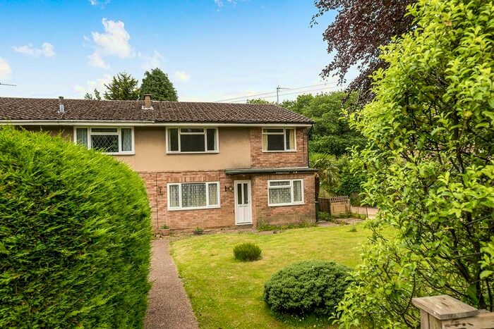 2 Bedroom Flat To Rent In Green Lane, Crowborough, East Sussex, TN6