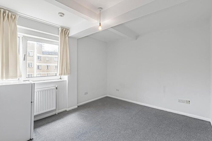 Studio To Rent In Sloane Avenue, London, SW3