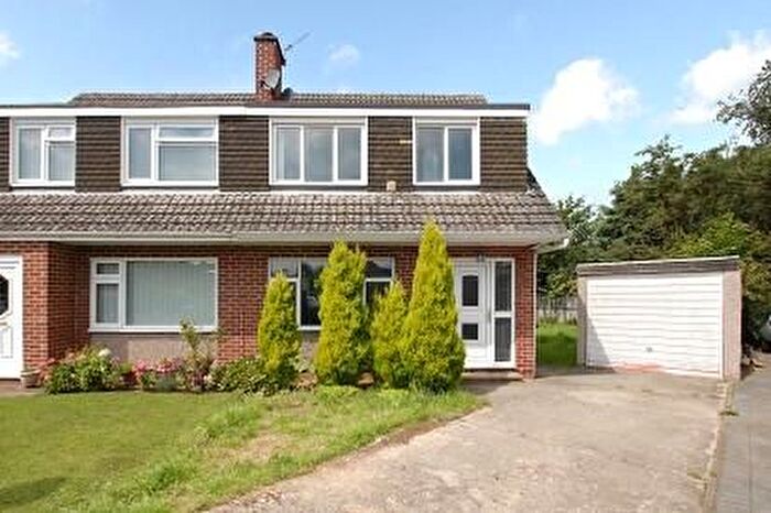 3 Bedroom End Of Terrace House To Rent In Horseman Close, Marston, OX3
