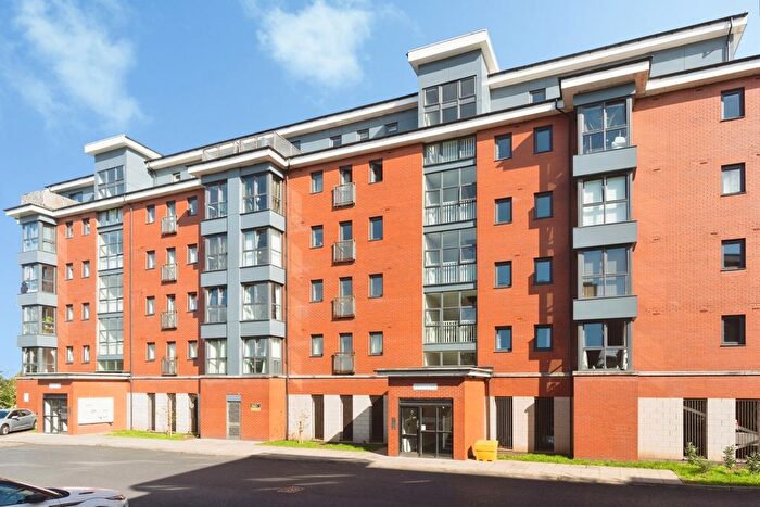 2 Bedroom Flat For Sale In Central Way, Warrington, Cheshire, WA2