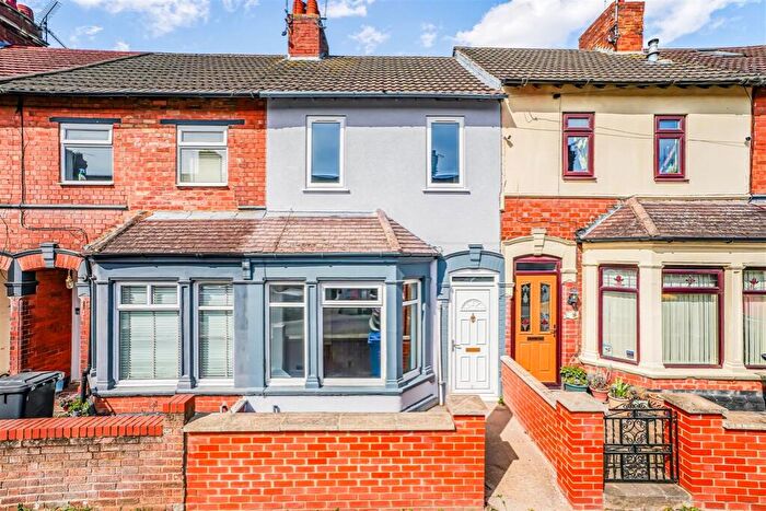 3 Bedroom Terraced House For Sale In William Street, Kettering, Northamptonshire, NN16