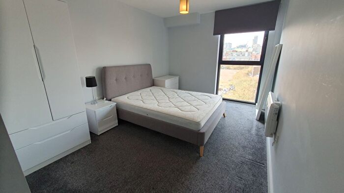 2 Bedroom Flat To Rent In Bradford Street, Birmingham, B12