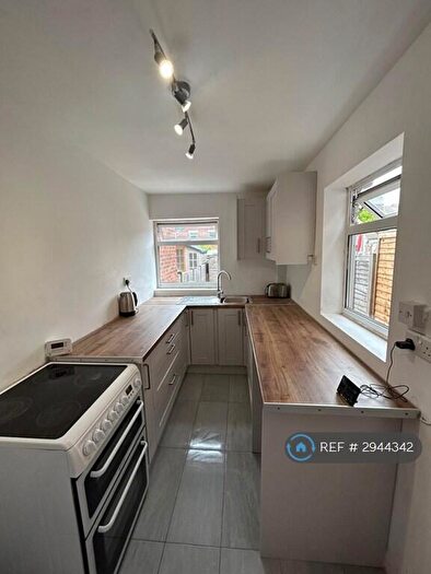 2 Bedroom Terraced House To Rent In Lisle Road, Colchester, CO2