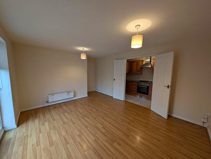 2 Bedroom Apartment To Rent In Davenham Court, Liverpool, L15