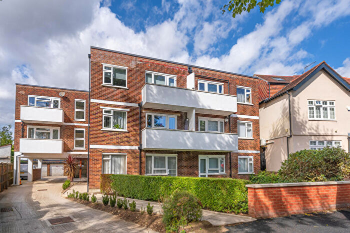 1 Bedroom Apartment To Rent In Haven Lodge, Hayes Crescent, London, NW11