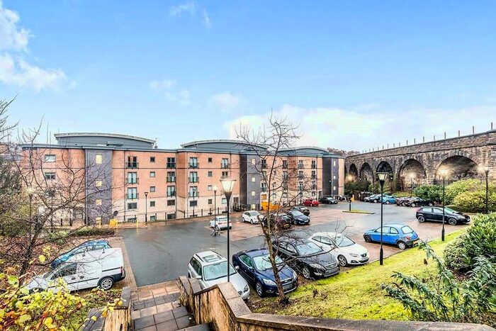 2 Bedroom Detached House To Rent In Birkhouse Lane, Paddock, Huddersfield HD4