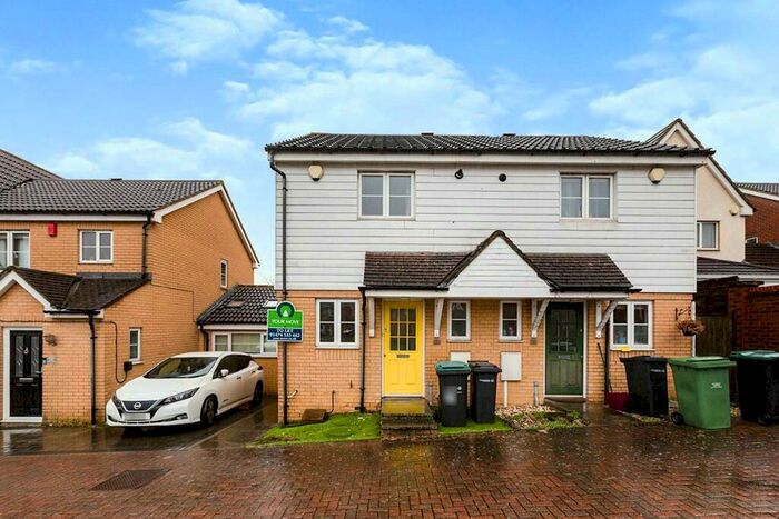 2 Bedroom Semi-Detached House To Rent In Galleon Mews, Gravesend, Kent, DA11