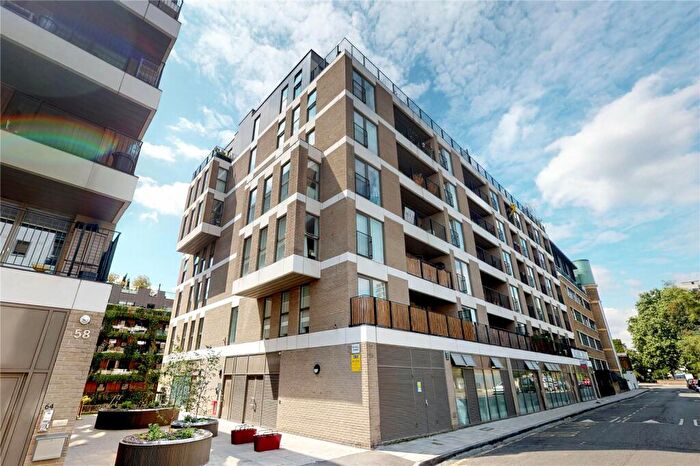 1 Bedroom Flat To Rent In Grand Canal Apartments, London, N1