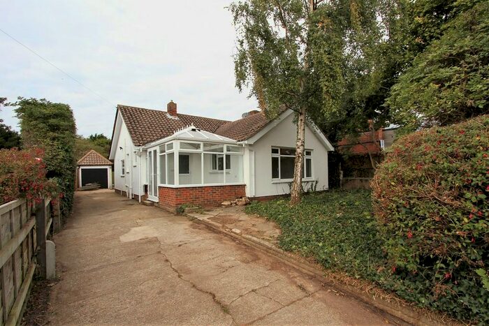 3 Bedroom Bungalow To Rent In Broadmark Lane, Rustington, BN16