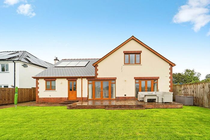 4 Bedroom Detached House For Sale In Dingle Close, Haverfordwest, Dyfed, SA62