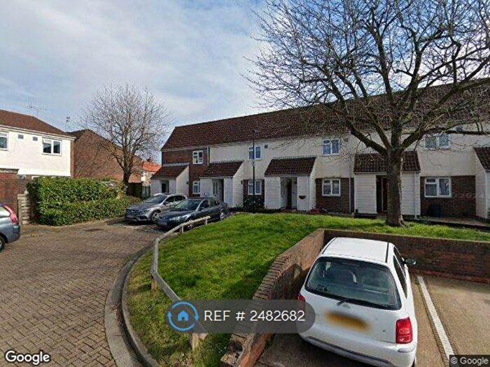 3 Bedroom Terraced House To Rent In Scott Gardens, Hounslow, TW5