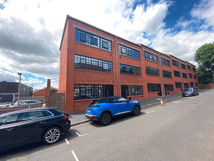 3 Bedroom End Of Terrace House To Rent In Smiths Row, Pemberton Street, Jewellery Quarter, Birmingham, B18