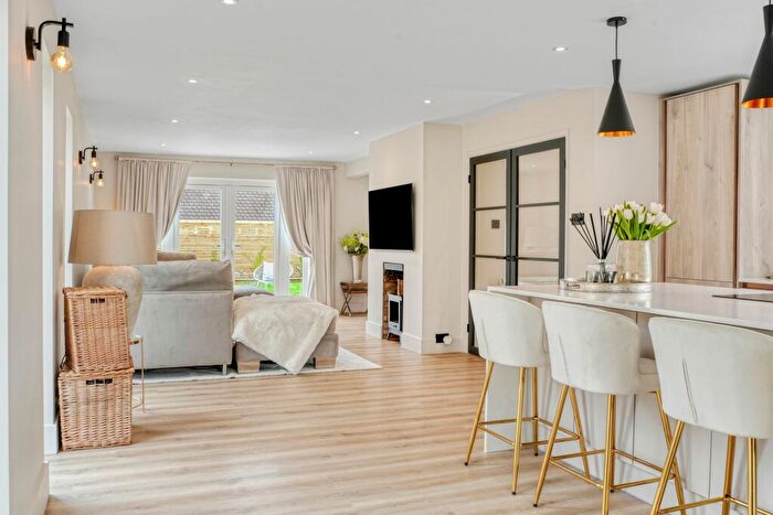 4 Bedroom Detached House For Sale In Lumber Lane, Paulerspury, NN12