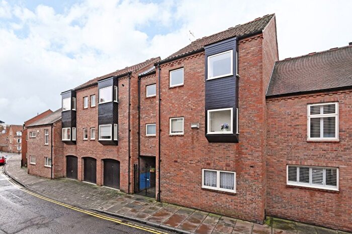 1 Bedroom Flat To Rent In Aldwark, York, North Yorkshire, YO1