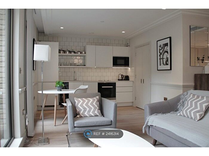 Studio To Rent In Queens Wharf, London, W6