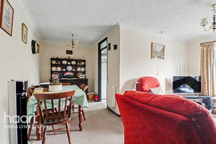 2 Bedroom Flat For Sale In Lavender Court, King's Lynn, PE30
